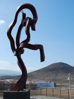 Arinaga Man - this statue is close to the apartment for rent in Gran Canaria